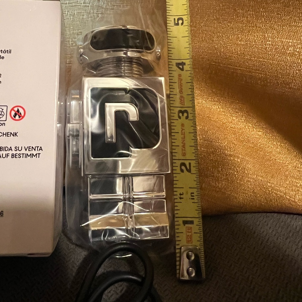 Paco Rabanne Phantom Portable Charger - Picture 4 of 5